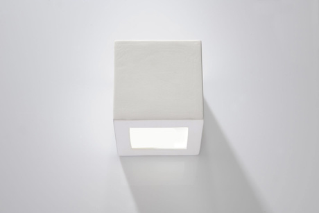 Lampă de perete ceramică LEO alb + 1x bec LED E27 4000K rece 7.5W 650lm