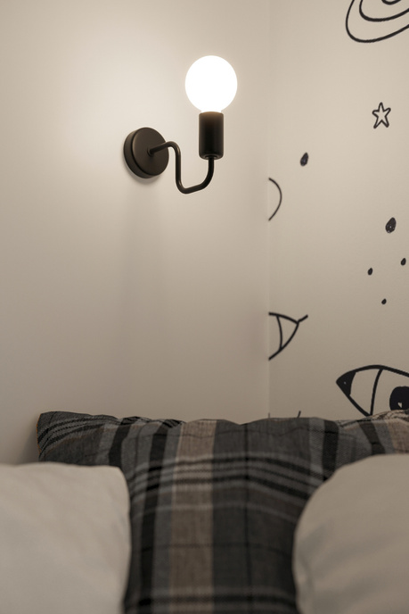 VECTOR lampă de perete negru + 1X bec LED E27 3000K 7W 760lm